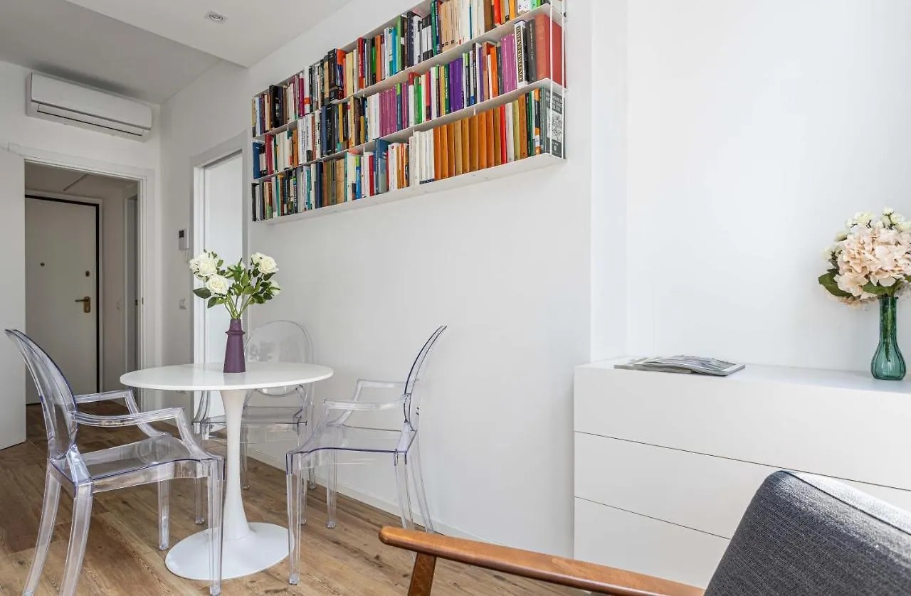 Luxnest I Porta Nuova Milan - Via Pirelli Apartment