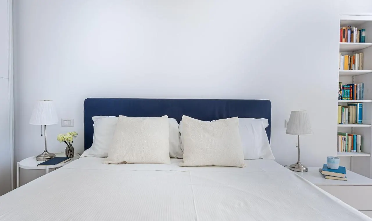 Luxnest I Porta Nuova Milan - Via Pirelli Apartment