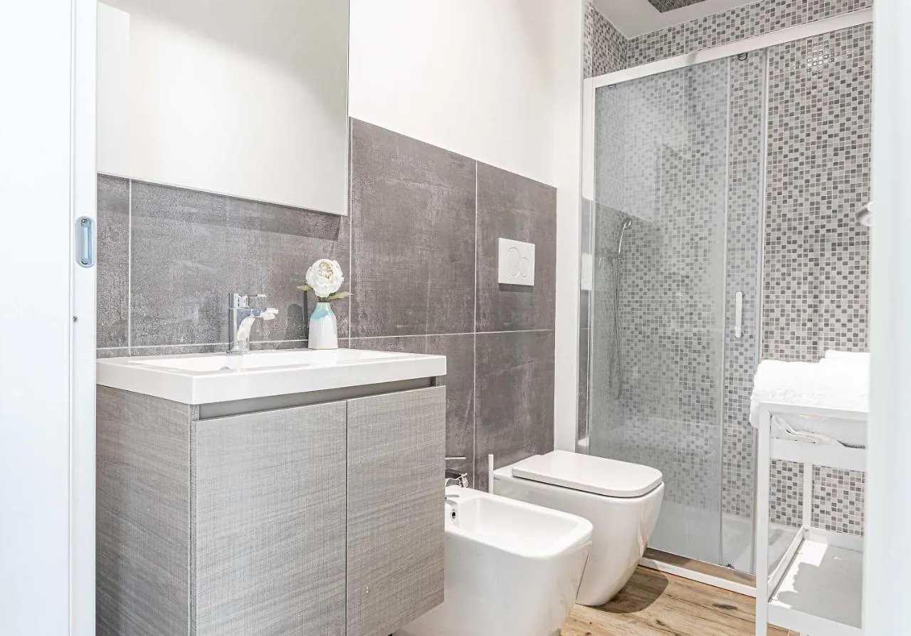 Luxnest I Porta Nuova Milan - Via Pirelli Apartment