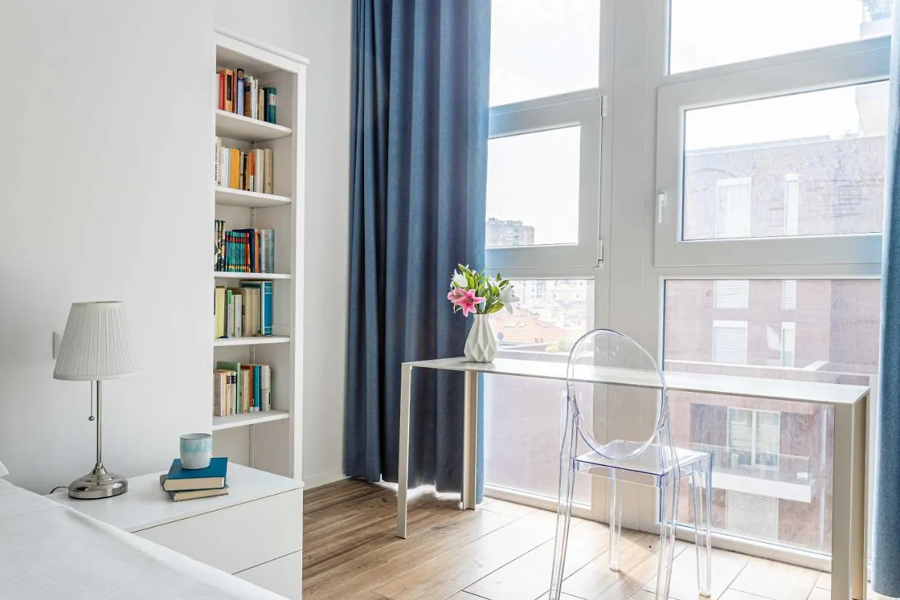Luxnest I Porta Nuova Milan - Via Pirelli Apartment