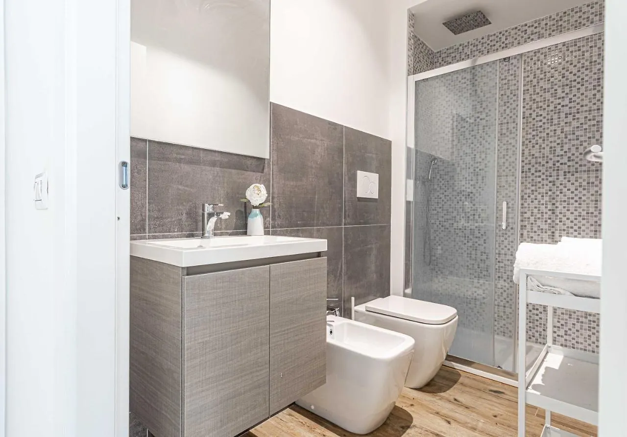 Luxnest I Porta Nuova Milan - Via Pirelli Apartment