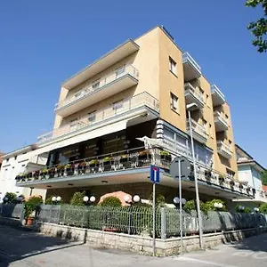 Luca , Rimini Italie