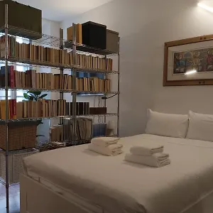 Apartamento In Palazzo Storico, Milán