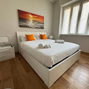 Apartamento Gohost - Moderno In Stazione, Milán